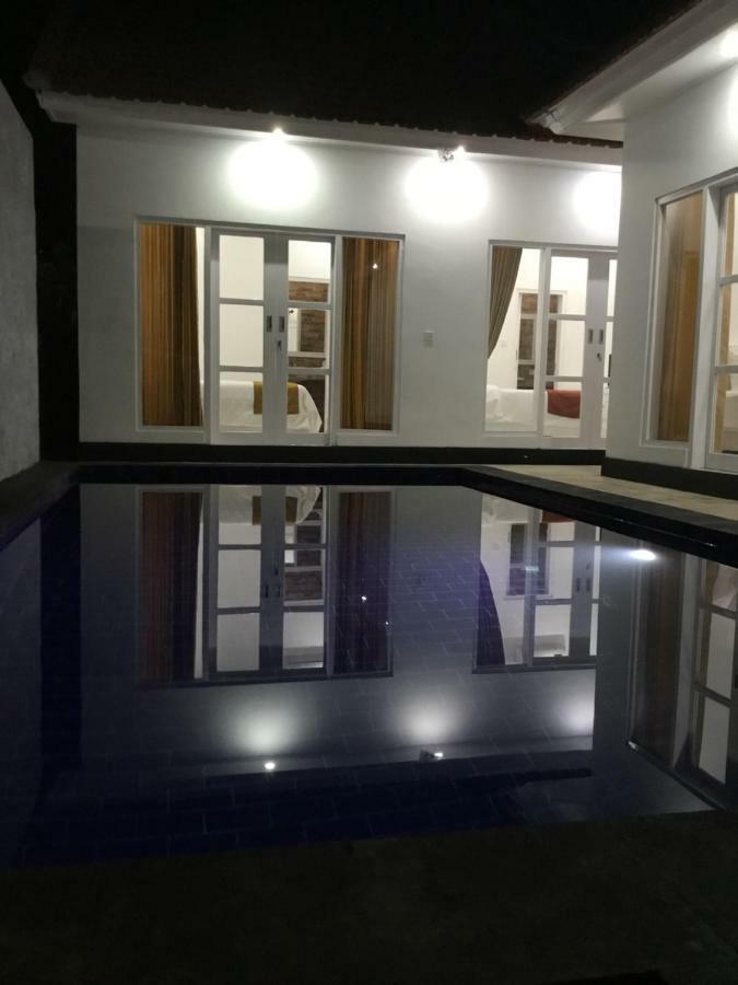 Queen Guest House Tulamben Exterior photo